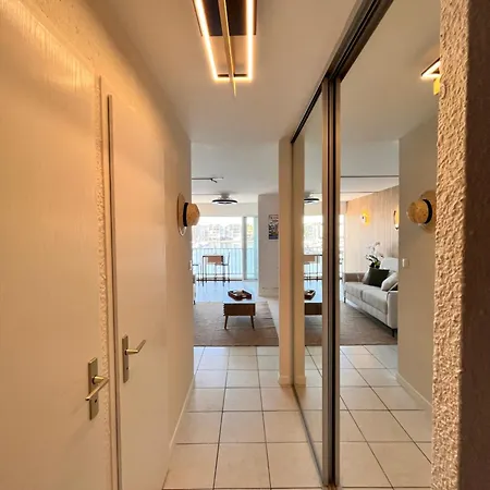 Magnifique Port De Appartement *